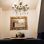 Petite Maison In Centro A Apartman Courmayeur