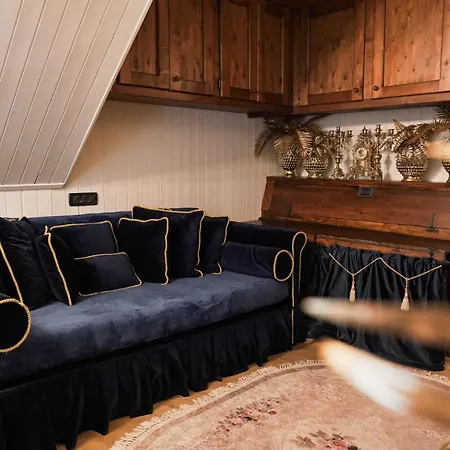 Apartment Imperial Elegance In Center Courmayeur