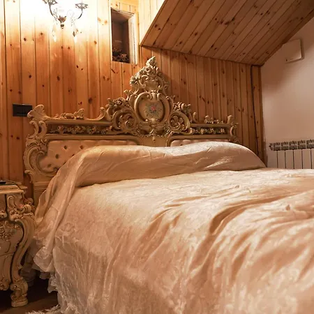 Imperial Elegance In Center Apartment *