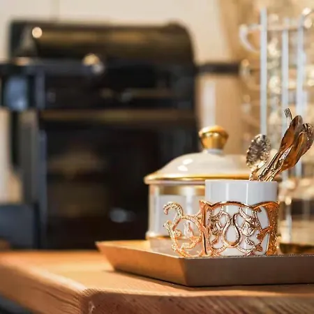 Imperial Elegance In Center Apartman *