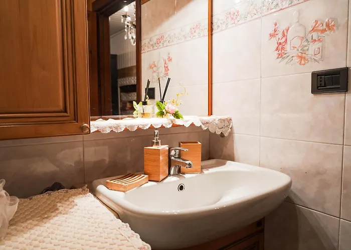 Petite Maison In Centro A Apartment Courmayeur