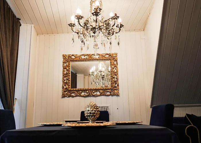 Petite Maison In Centro A Apartment Courmayeur