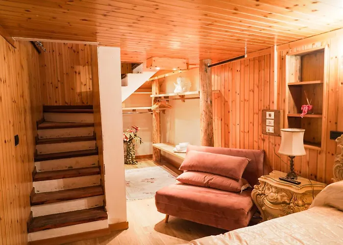 Petite Maison In Centro A *